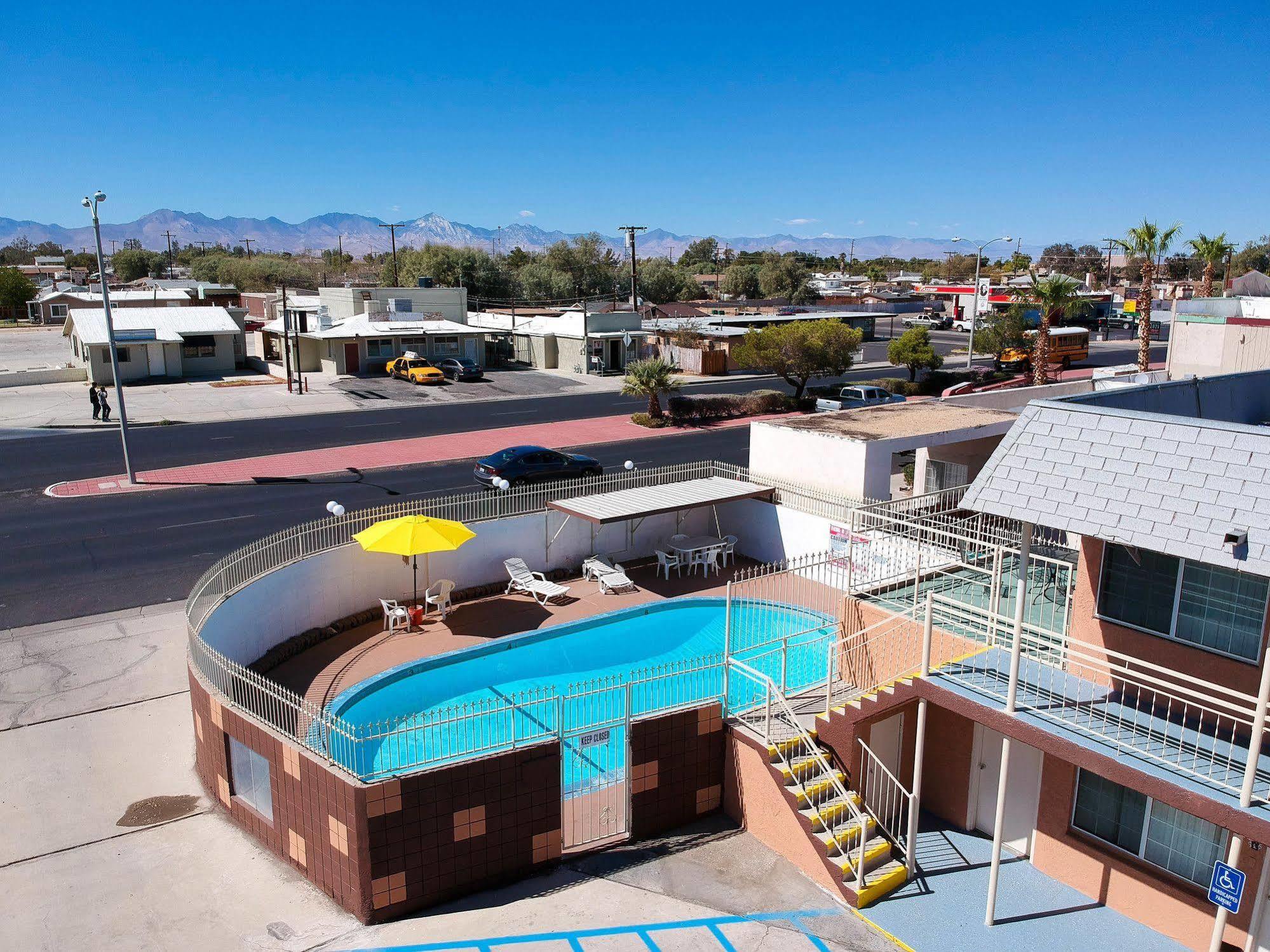 Hotel Ridgecrest An Extended Stay Studio Exterior photo