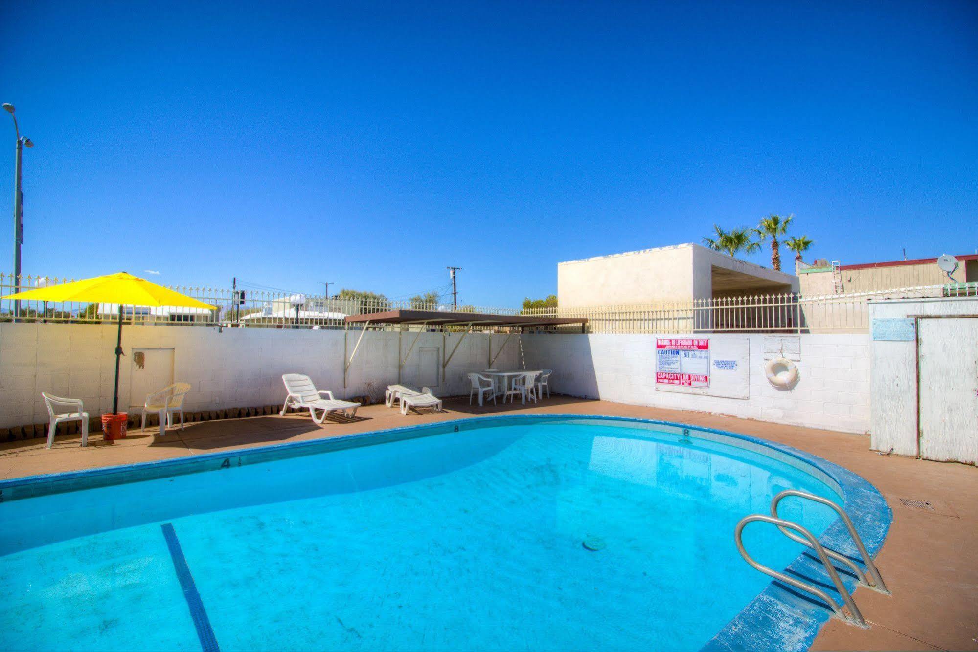 Hotel Ridgecrest An Extended Stay Studio Exterior photo