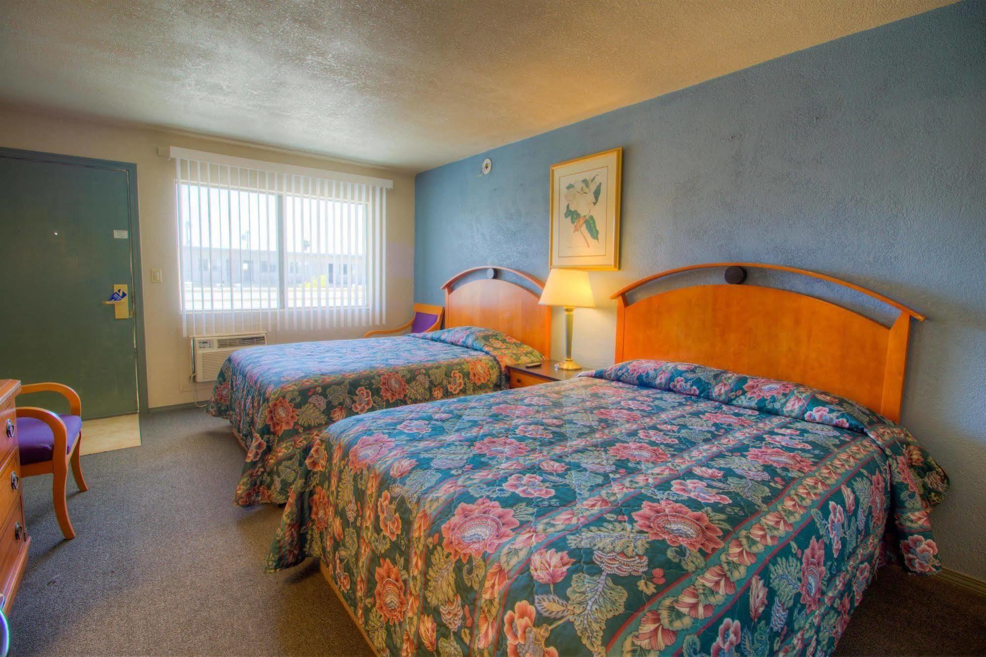 Hotel Ridgecrest An Extended Stay Studio Exterior photo